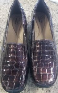 Womens slip on alligator loafers